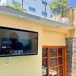 4 Bedroom Villa - Minutes To Walled City