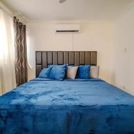 4 Bedroom - Minutes To Walled Cartagena